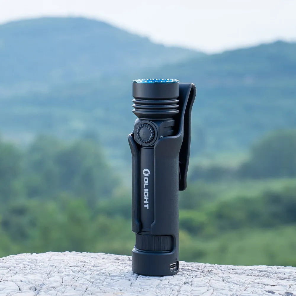 Olight Seeker 4 Pro Torch