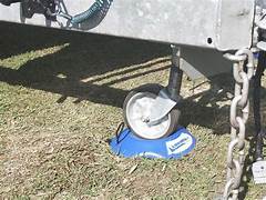 Companion caravan jockey wheel chock