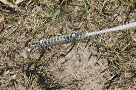 Guy rope white with wooden runner & spring